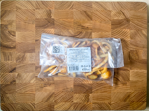 Сыр 150 гр ГОРНЫЙ СЫРОВАР (Ассорти копчёный) в Ярославле