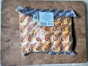 Сыр 100 гр ГОРНЫЙ СЫРОВАР (Косичка копчёная): Сыр 1 кг ГОРНЫЙ СЫРОВАР (Метёлка аджика)